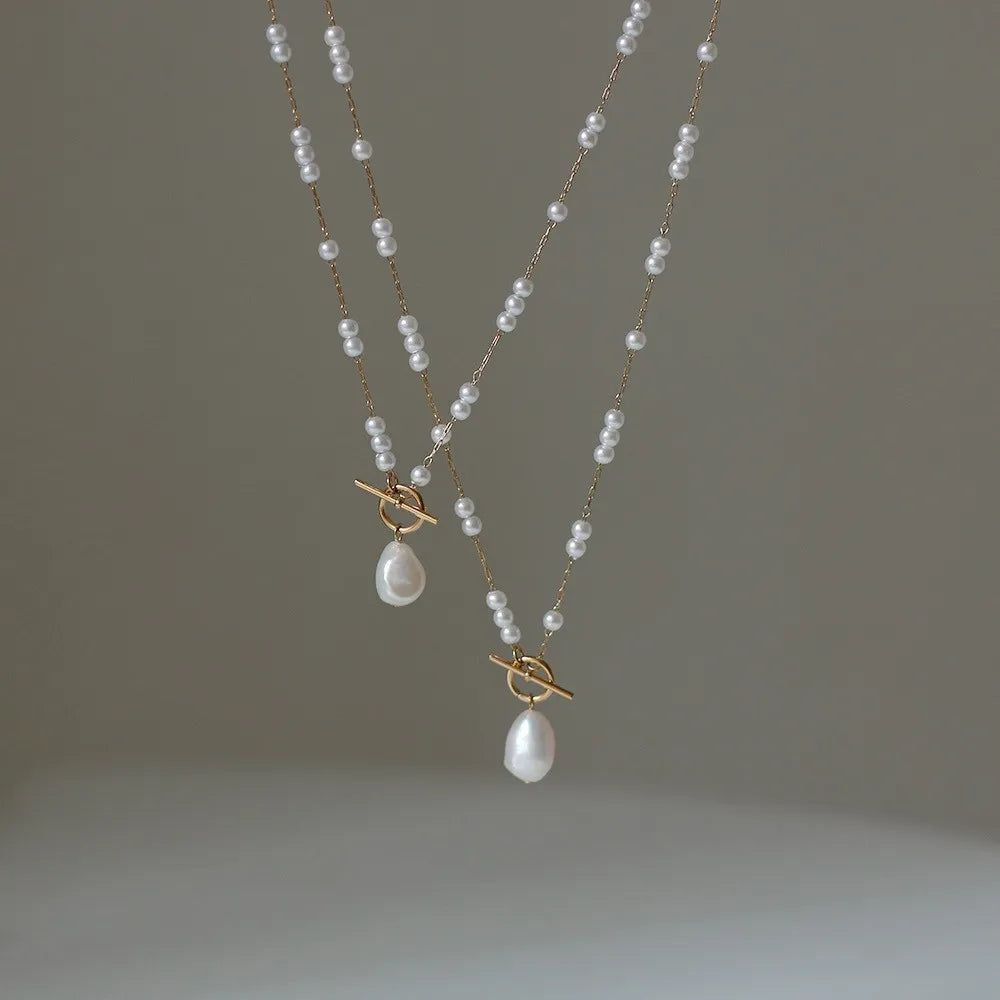 Pearl Pendant Chain Necklace